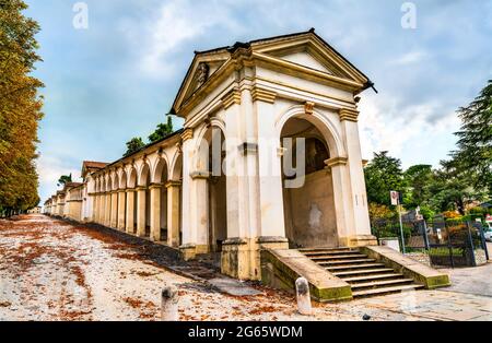 Arkaden des Berico-Berges in Vicenza, Italien Stockfoto