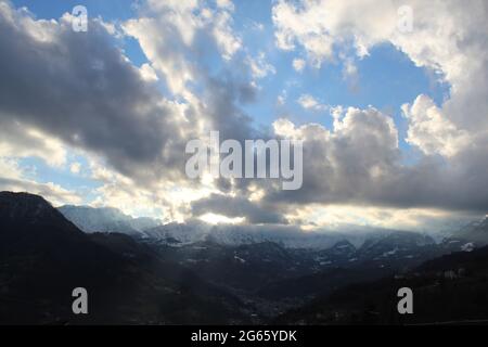 Eine Gruppe von Wolken am Himmel Stockfoto