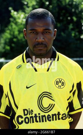 Dortmund, Deutschland. 03. Juli 2021. firo Fuvuball, Fußball, 1. Bundesliga, Saison 1996/1997, Archivfoto, 96/97 Archivbilder, Borussia Dortmund, BVB, Fotocall, 1996 Julio Cesar, half, figure, Portrait Kredit: dpa/Alamy Live News Stockfoto