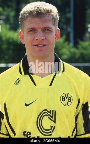 Dortmund, Deutschland. 03. Juli 2021. firo Fuvuball, Fußball, 1. Bundesliga, Saison 1996/1997, Archivfoto, 96/97 Archivbilder, Borussia Dortmund, BVB, Fotocall, 1996 Martin Kree, half, figure, Portrait Credit: dpa/Alamy Live News Stockfoto