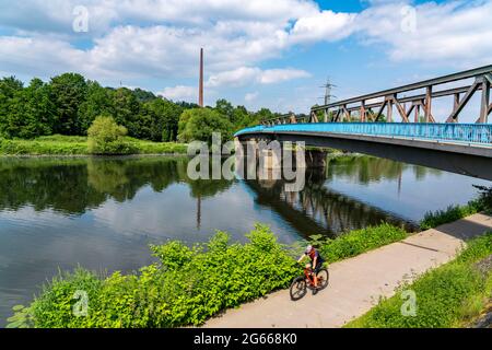 Dahlhausen Fußgängerbrücke, alte Eisenbahnbrücke, Stadtgrenze Essen/Bochum, Ruhr, Essen, NRW, Deutschland, Stockfoto