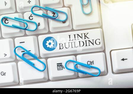 Handschrift Text Link Building. Word geschrieben auf SEO Term Exchange Links erwerben Hyperlinks indiziert Internet Browsing und Online-Forschung Studie Typisierung Stockfoto