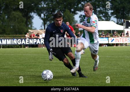 LAUCH, NIEDERLANDE - 3. JULI: Romano Postema vom FC Groningen während des Vorsaison-Freundschaftsspiels zwischen VV Pelikaan S und FC Groningen im Sportpark Oostindie am 3. Juli 2021 in Lauch, Niederlande (Foto: Pieter v.d. Woude/Orange Bilder) Stockfoto