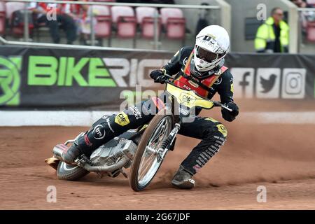 MANCHESTER, GROSSBRITANNIEN. 2. JULI Daniel Gilkes von Kent Royals während des Spiels der National Development League zwischen Belle Vue Aces und Kent Royals am Freitag, den 2. Juli 2021 im National Speedway Stadium in Manchester. (Kredit: Eddie Garvey | MI Nachrichten) Kredit: MI Nachrichten & Sport /Alamy Live Nachrichten Stockfoto