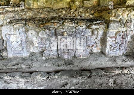 Edzna ist eine archäologische Stätte der Maya im Norden des mexikanischen Bundesstaates Campeche. Stockfoto