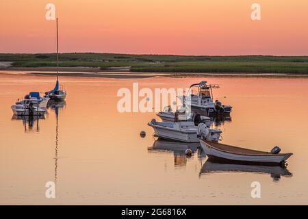 Die Boote vertäuten im Hafen von Pamet in Truro, Massachusetts Stockfoto