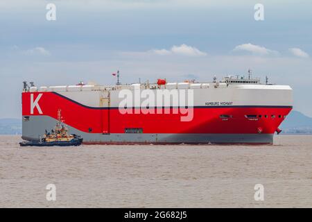 Hamburg Leader auf dem Weg in die Royal Portbury Docks Stockfoto