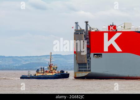 Hamburg Leader auf dem Weg in die Royal Portbury Docks Stockfoto