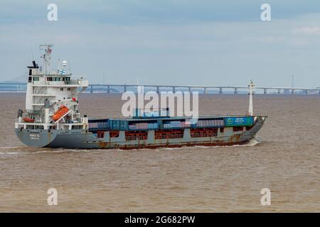 Anna G fährt zu den Docks von Avonmouth Stockfoto