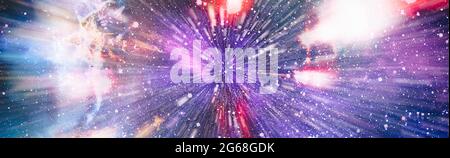 Panorama-Ansicht Warp Space , Abstrakt von Warp oder Hyperspace Bewegung Stern Spur. Elemente dieses Bildes, die von der NASA eingerichtet wurden Stockfoto