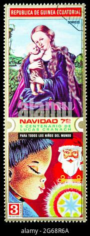 MOSKAU, RUSSLAND - 16. DEZEMBER 2020: Briefmarke gedruckt in Äquatorialguinea zeigt Gemälde von Lucas Cranach, Weihnachtsserie, 3 Äquatorialguinea Stockfoto