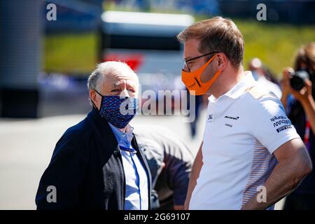 Jean Todt (FRA, FIA-Präsident), Andreas Seidl (GER, McLaren F1 Team), F1 Grand Prix von Österreich beim Red Bull Ring am 3. Juli 2021 in Spielberg, Österreich. (Foto von HOCH ZWEI) Stockfoto