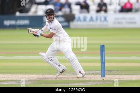 Hove, Großbritannien. Juli 2021. Sussex's Travis Head schlagen am ersten Tag des LV County Championship-Matches zwischen Sussex und Glamorgan auf dem 1. Central County Ground in Hove. Quelle: James Boardman/Alamy Live News Stockfoto