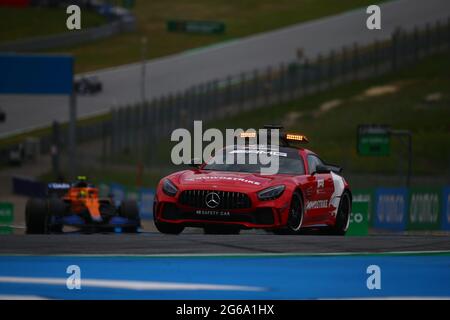 Spielberg, Osterreich. Juli 2021. Safety Car Zeitraum während der Formel 1 Weltmeisterschaft 2021, Österreichischer GP 1-4. Juli 2021 Quelle: Independent Photo Agency/Alamy Live News Stockfoto