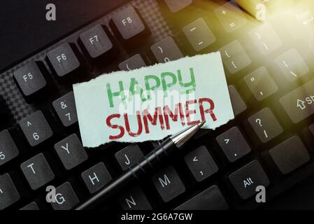 Textunterschrift mit Happy Summer. Konzeptionelle Foto Strände Sonnenschein Entspannung warme sonnige Jahreszeit Sonnenwende Erstellen von Online-Zeitschriften, Tippen Neu Stockfoto