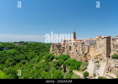 Pitigliano, città del Tufo in der Toskana Stockfoto