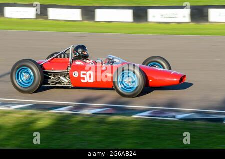 Derrington-Francis ATS GP Classic Grand Prix, Oldtimer-Rennwagen, der bei der Glover Trophy beim historischen Goodwood Revival Event in Großbritannien teilnimmt Stockfoto