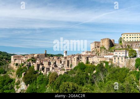 Sorano, città del Tufo in der Toskana Stockfoto