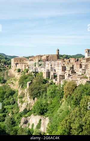 Sorano, città del Tufo in der Toskana Stockfoto