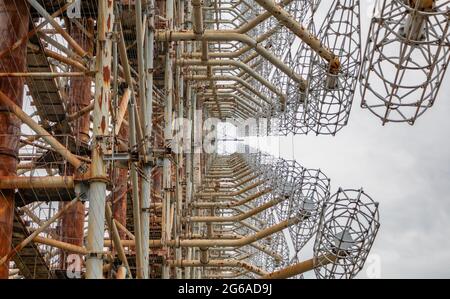 Ein Bild der Radarantenne Duga-3 in der Nähe von Tschernobyl. Stockfoto