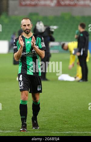 MELBOURNE, AUSTRALIEN - 26. APRIL: Andrew Durante von Western United während des Hyundai A-League Fußballmatches zwischen dem Western United FC und den Newcastle Jets am 26. April 2021 im AAMI Park in Melbourne, Australien. (Foto von Dave Hewison) Stockfoto