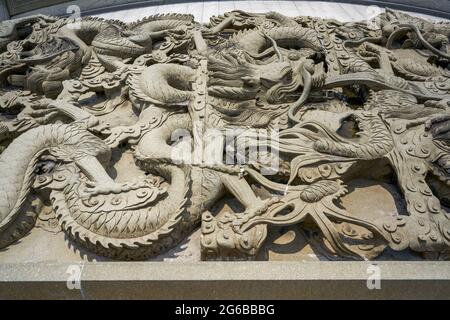 Nahaufnahme von Stalaktiten und Steinschnitzereien im Baomo Garden, Guangzhou, China Stockfoto