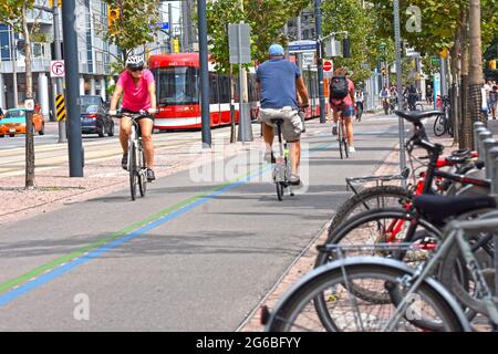 Fahrradweg in der Innenstadt von Toronto Stockfoto