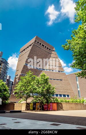 Außenansicht des Tate Modern Blavatnik Building, Bankside, London, Großbritannien Stockfoto