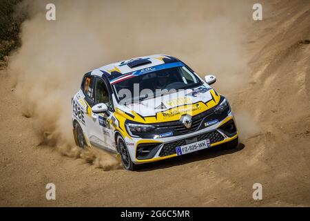 57 ROSSI Ghjuvanni (FRA), VOLPEI Baptiste (FRA), Ghjuvanni ROSSI, Renault Clio, Aktion während der FIA ERC Rally 2021 Liepaja, 2. Runde der FIA European Rally Championship 2021, vom 1. Bis 3. Juli 2021 in Liepaja, Lettland - Foto Gregory Lenormand / DPPI Stockfoto