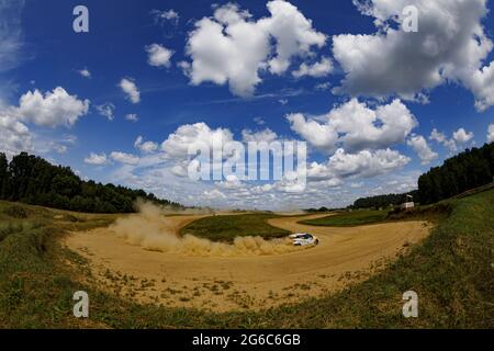 56 SORIA Paulo (ARG), DER OHANNESIAN (ARG), Paulo SORIA, Renault Clio, Aktion während der FIA ERC Rally 2021 Liepaja, 2. Runde der FIA European Rally Championship 2021, vom 1. Bis 3. Juli 2021 in Liepaja, Lettland - Foto Gregory Lenormand / DPPI Stockfoto