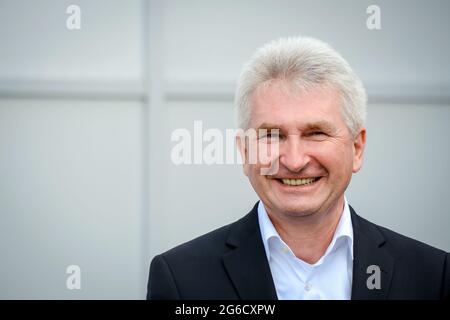 Uebach-Palenberg, Nordrhein-Westfalen, Deutschland - NRW-Wirtschaftsminister Andreas Pinkwart besucht die Maschinenfabrik der NEA Group. Stockfoto