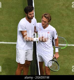 London, Gbr. Juli 2021. London Wimbledon Championships Day 7 05/07/2021 Karen Kachanov (RUS) im vierten Spiel und Sebastian Korda (USA) Credit: Roger Parker/Alamy Live News Stockfoto