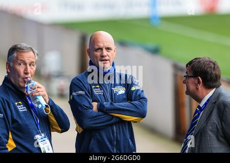 Richard Agar, Cheftrainer von Leeds Rhinos, kommt am 7/5/2021 im Halliwell Jones Stadium in an. (Foto von Mark Cosgrove/News Images/Sipa USA) Quelle: SIPA USA/Alamy Live News Stockfoto