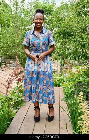 East Molesey, Surrey, Großbritannien. Juli 2021 Angellica Bell, Pressevorschau. Die Show kehrt zurück, nachdem sie letztes Jahr wegen Coronavirus-Sperren, RHS Hampton Court Palace Garden Festival, Hampton Court, Surrey Credit: michael melia/Alamy Live News abgesagt wurde Stockfoto