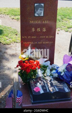 Grabstätte des Kampfkünstlers und Schauspielers Bruce Lee auf dem Lake View Friedhof Stockfoto