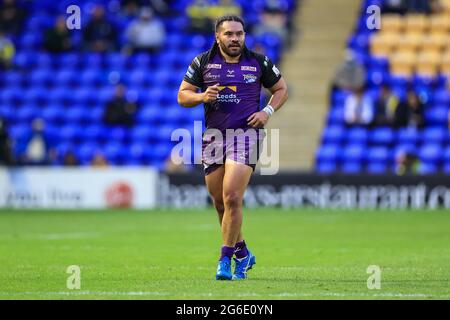 Konrad Hurrell (4) von Leeds Rhinos während des Spiels in, am 7/5/2021. (Foto von Mark Cosgrove/News Images/Sipa USA) Quelle: SIPA USA/Alamy Live News Stockfoto