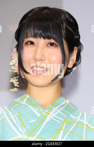 Tokio, Japan. Juli 2021. Die Japan Yukata Culture Association veranstaltete die Bekanntgabe und Preisverleihung der „Miss Mister Japan Yukata 2021“. Das japanische Modelmodell Kotomi Soramame gewann die Auszeichnung. Am 5. Juli 2021 in Tokio, Japan. (Foto von Kazuki Oishi/Sipa USA) Quelle: SIPA USA/Alamy Live News Stockfoto