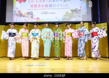 Tokio, Japan. Juli 2021. Die Japan Yukata Culture Association veranstaltete die Bekanntgabe und Preisverleihung der „Miss Mister Japan Yukata 2021“. Mississippi Yukata, 8 Menschen angekündigt. Am 5. Juli 2021 in Tokio, Japan. (Foto von Kazuki Oishi/Sipa USA) Quelle: SIPA USA/Alamy Live News Stockfoto