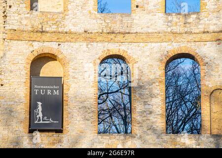 Normannenturm auf dem Ruinenberg im Winter, Potsdam, Brandenburg, Deutschland Stockfoto