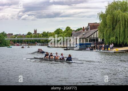 Der Fluss Dee in Chester. Stockfoto