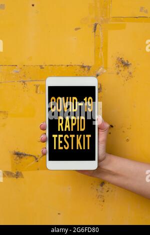 Konzeptunterschrift Rapid Test Kit. Word für medizinische Notfalldiagnosegeräts, die schnelle Ergebnisse liefern sprach- und Videoanrufe Stockfoto