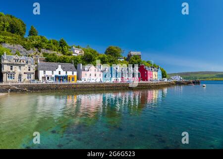 Blick auf die Hauptstadt Tobermory, Vereinigtes Königreich, Schottland, Isle of Mull, Tobermory Stockfoto