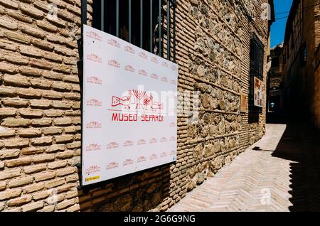 Die berühmte Synagoge von El Transito, heute ein ephardisches Museum in Toledo, Spanien. Stockfoto