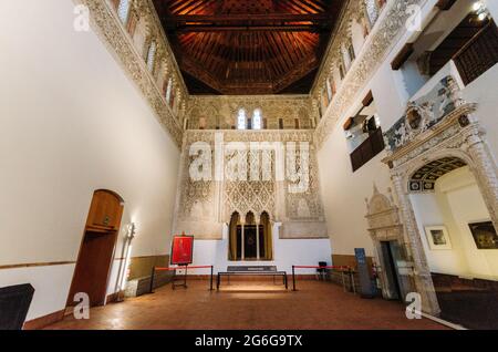 Die berühmte Synagoge von El Transito, heute ein ephardisches Museum in Toledo, Spanien. Stockfoto