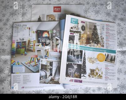 Argos Weihnachtskataloge. Stockfoto