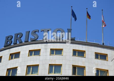 Hotel Bristol Berlin - Kurfürstendamm, Berlin, Deutschland - Juli 6 2021. Stockfoto