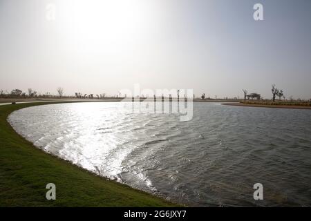 Die Love Lakes in Al Qudra, Dubai, VAE. --- die Love Lakes Dubai bestehen aus zwei künstlichen, herzförmigen Seen. Der See ist so groß, dass es sein kann Stockfoto