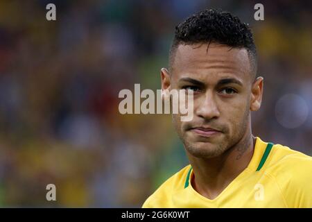 Neymar Jr brasilianischer Fußballspieler-Superstar im Maracana Stadium. Nationalmannschaft vorne beim letzten Goldmedaillenspiel bei den Olympischen Spielen in Rio 2016 Stockfoto