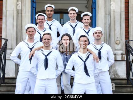 London, Großbritannien. Juli 2021. Sutton Foster nimmt an einer Fotoausstellung vor der Eröffnung von Anything Goes im Barbican Theatre in London Teil. (Foto von Brett Cove/SOPA Images/Sipa USA) Quelle: SIPA USA/Alamy Live News Stockfoto