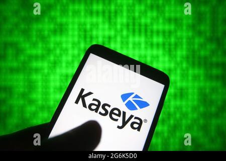 Ukraine. Juli 2021. Auf dieser Fototafel ist ein Kaseya-Logo eines US-amerikanischen Softwareunternehmens auf einem Smartphone zu sehen. (Foto von Pavlo Gonchar/SOPA Images/Sipa USA) Quelle: SIPA USA/Alamy Live News Stockfoto